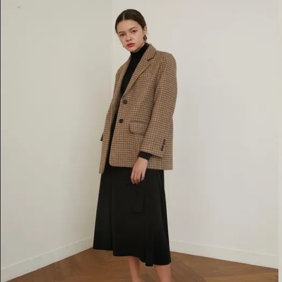 Giorgio Armani 80s Blazer - Picture 2 of 8